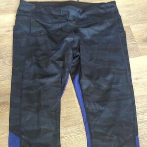 Lululemon Pace Rival Crop Full On Luxtreme Mini Coast Camo Deep Navy Black 12